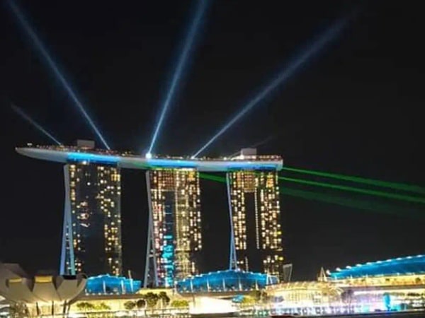Private Tour: Nighttime Sightseeing with River Cruise